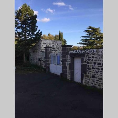 Maisonnette En Pierre Independante De 20 M2 Saint-Cirgues-sur-Couze Εξωτερικό φωτογραφία